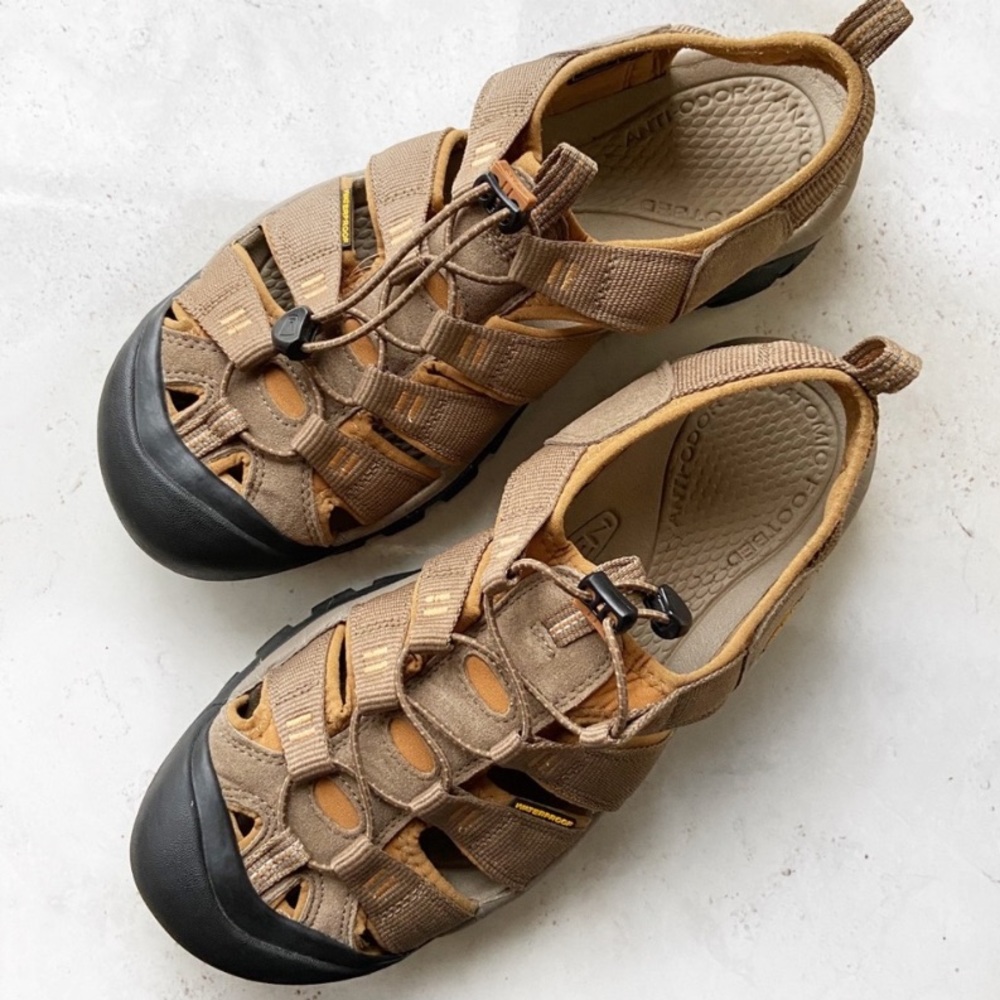 Keen Men Newport Sandals Sz 11